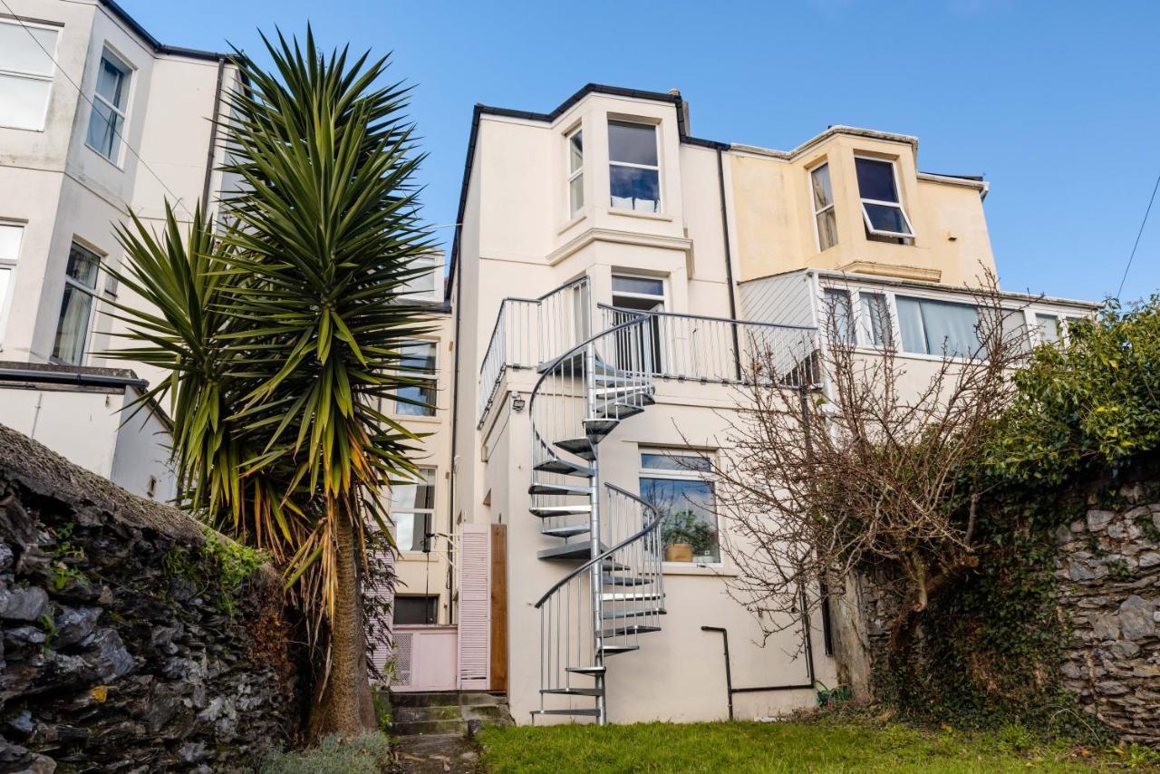 5-Bed House With Distant Sea Views In Plymouth Villa Eksteriør billede