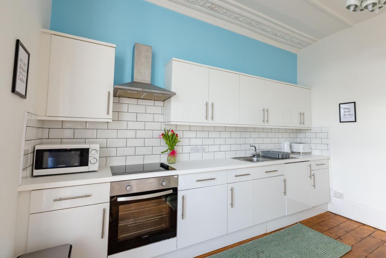 5-Bed House With Distant Sea Views In Plymouth Villa Eksteriør billede
